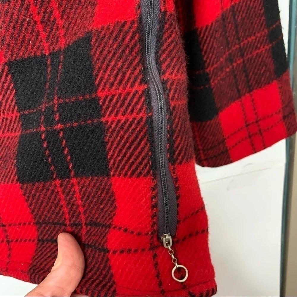 Vtg DuxBak Mens Wool Hunting Coat Size Medium Buffalo Check red Black